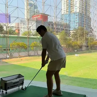 谭飞